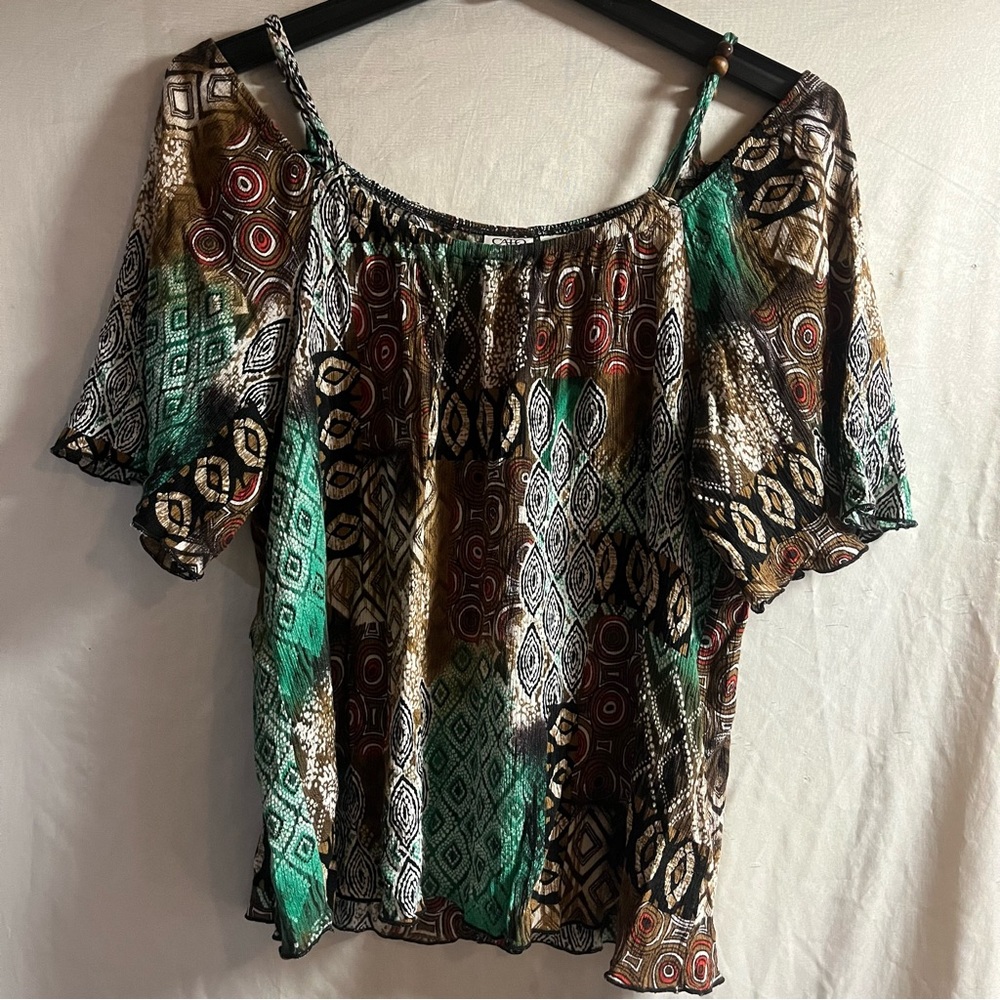Cato woman multi color brown/green bare shoulder shirt size 22/24W